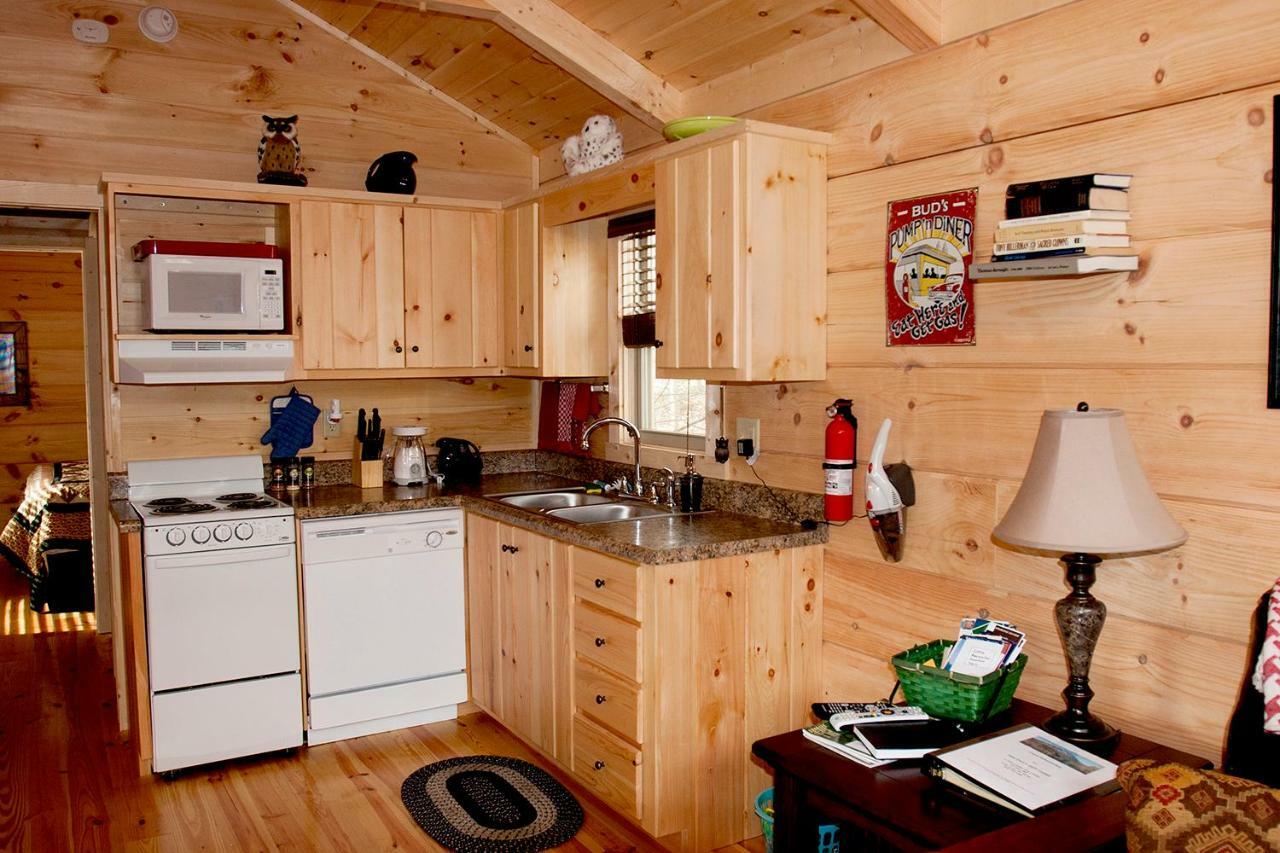 Pine Gables Cabins Vila Lake Lure Exterior foto