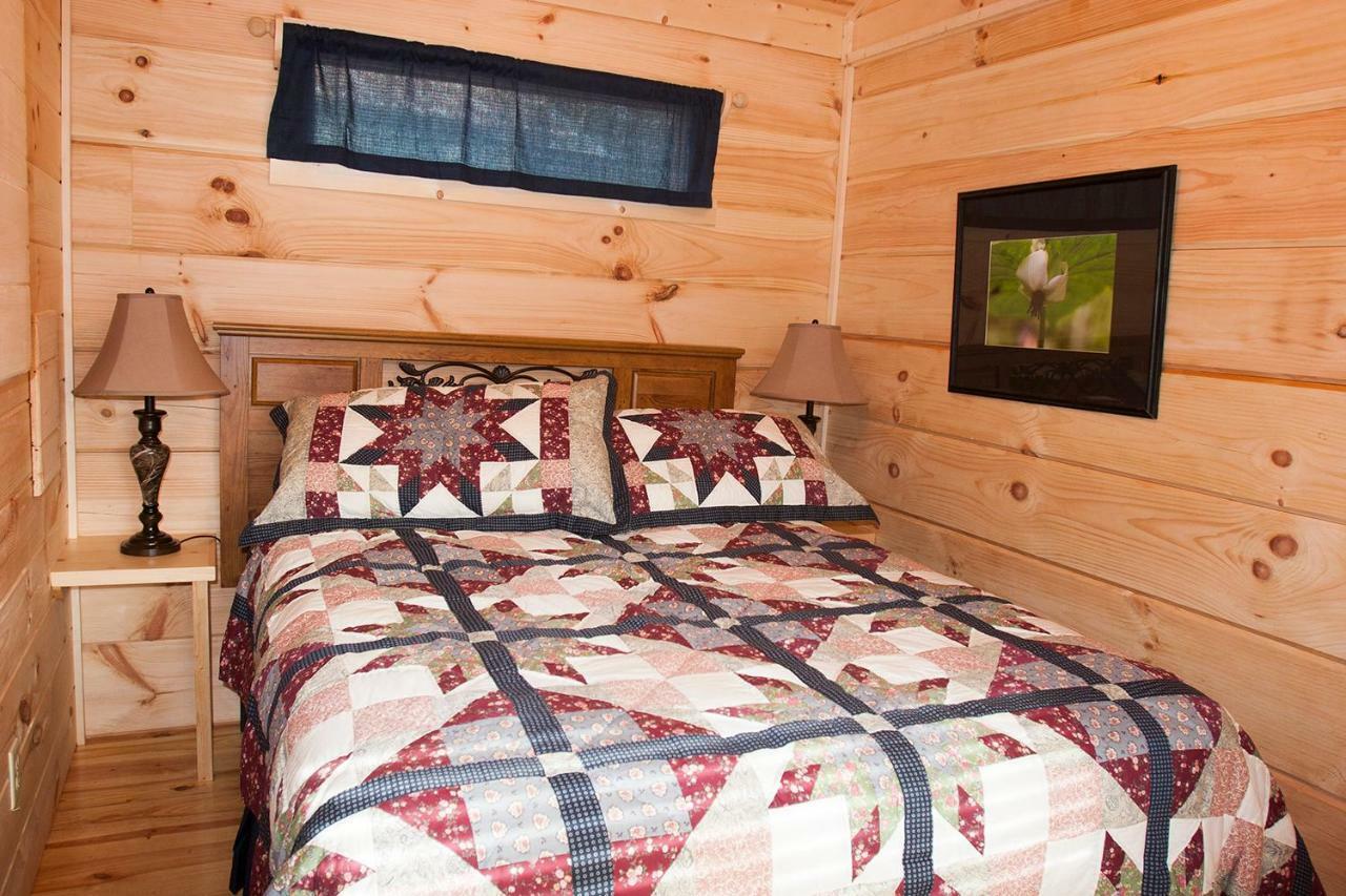 Pine Gables Cabins Vila Lake Lure Exterior foto