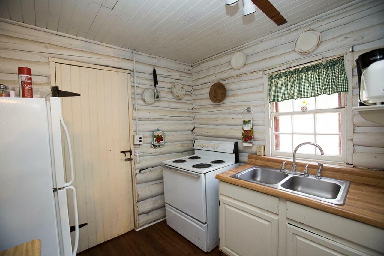 Pine Gables Cabins Vila Lake Lure Exterior foto