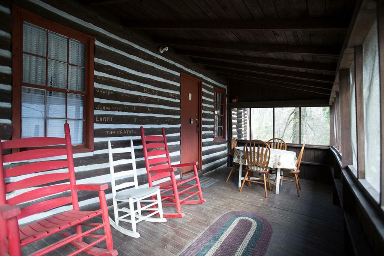 Pine Gables Cabins Vila Lake Lure Exterior foto